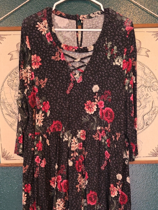 torrid Tops - Baby Doll Tunic Top Rose/leopard Print